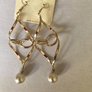 Precious Heart Shaped Gold Earrings
